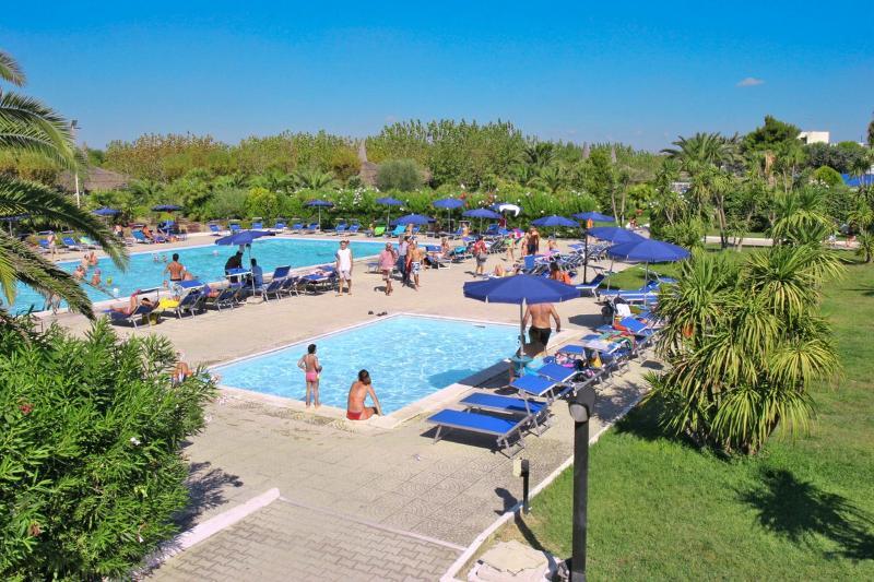 African Beach Hotel-Residence Manfredonia Exterior foto
