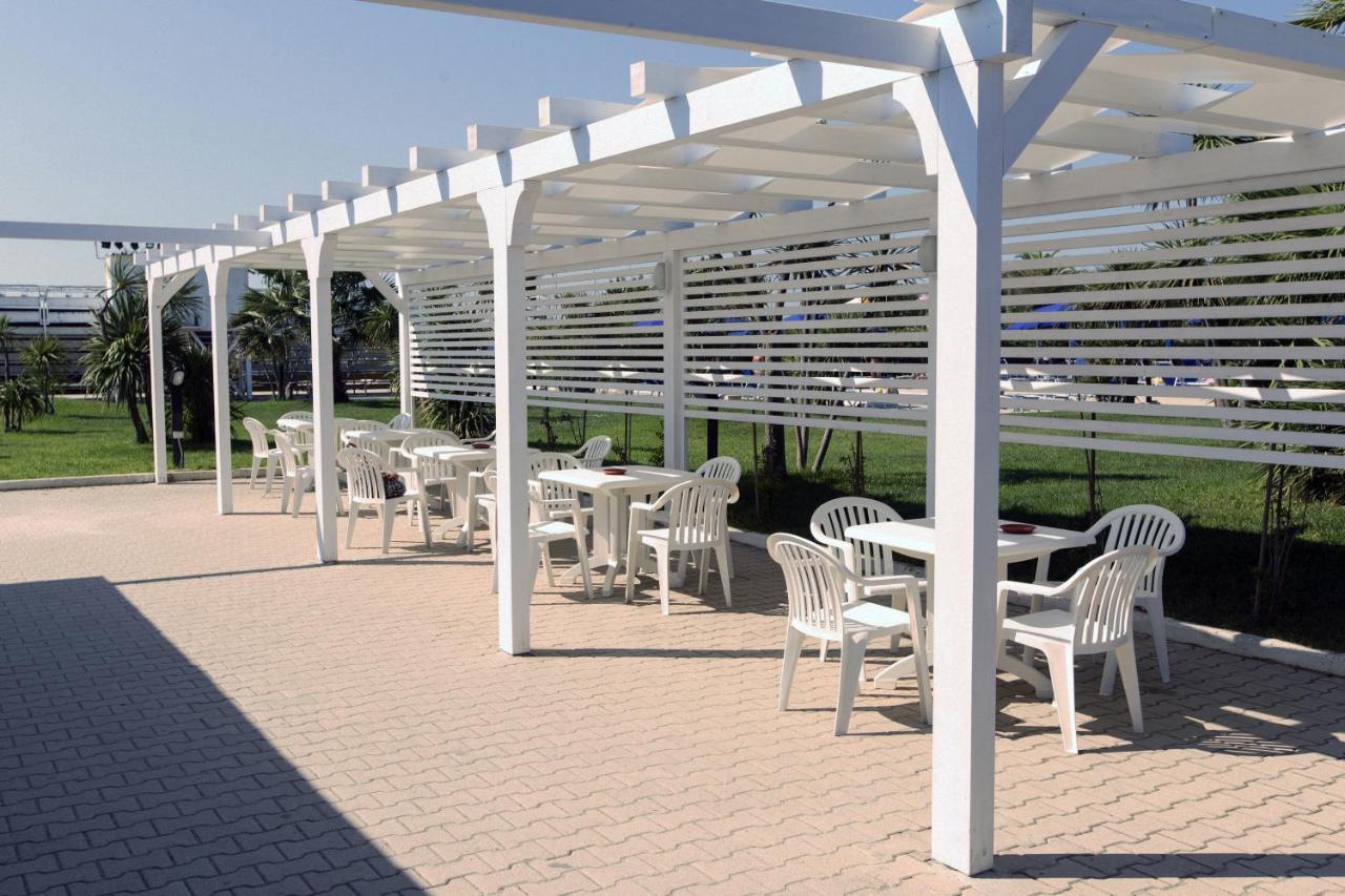 African Beach Hotel-Residence Manfredonia Exterior foto